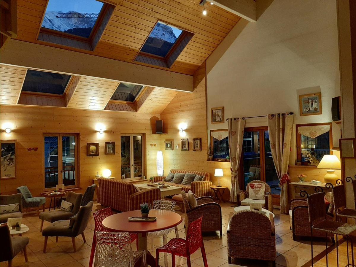 Chez Philippe - Appartements & Chalets En Village Pieton - Vue Glaciers ラ・グラーヴ エクステリア 写真