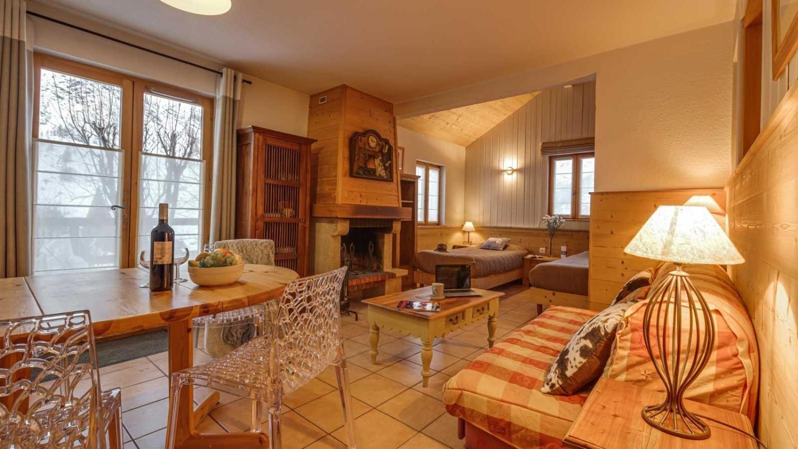 Chez Philippe - Appartements & Chalets En Village Pieton - Vue Glaciers ラ・グラーヴ 部屋 写真