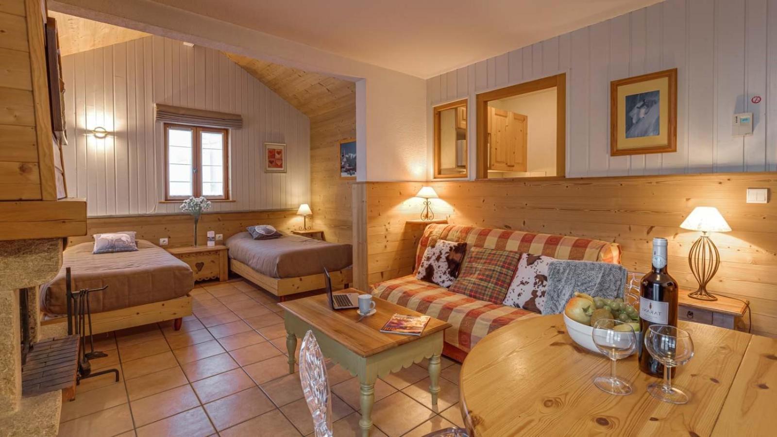 Chez Philippe - Appartements & Chalets En Village Pieton - Vue Glaciers ラ・グラーヴ 部屋 写真