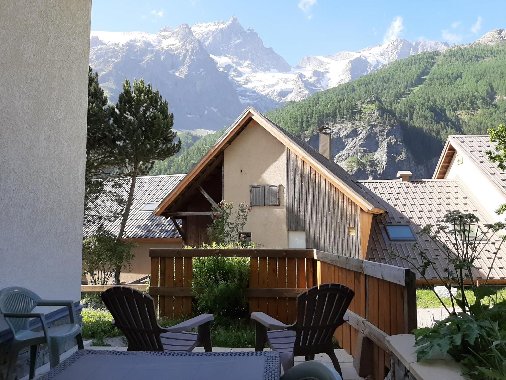 Chez Philippe - Appartements & Chalets En Village Pieton - Vue Glaciers ラ・グラーヴ エクステリア 写真