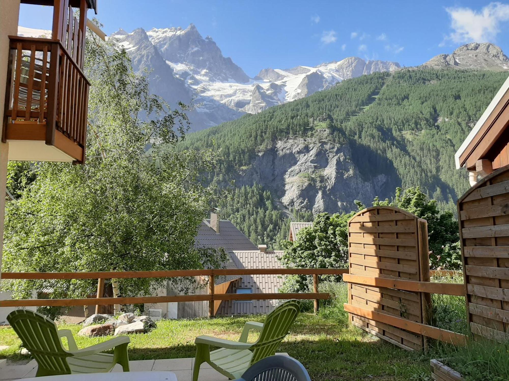 Chez Philippe - Appartements & Chalets En Village Pieton - Vue Glaciers ラ・グラーヴ エクステリア 写真